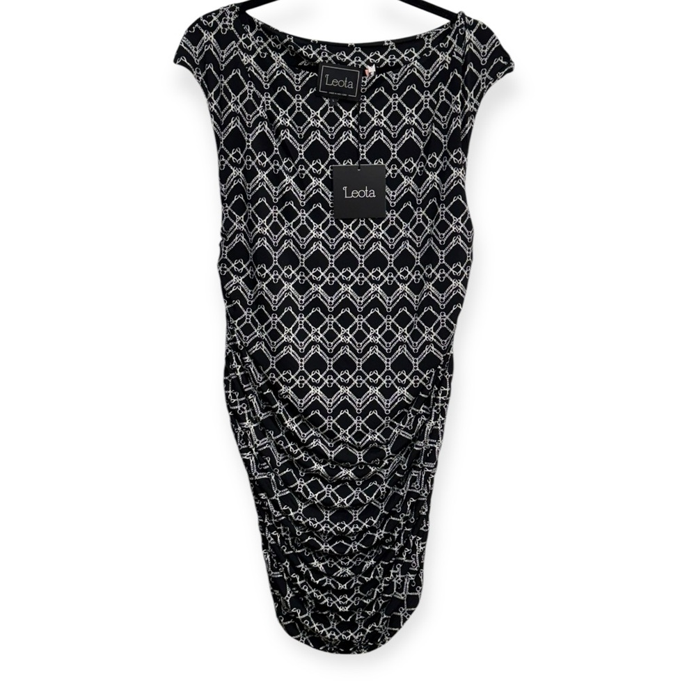 Leota Black and White Sheath Dress with Dolman Cap Sleeves L